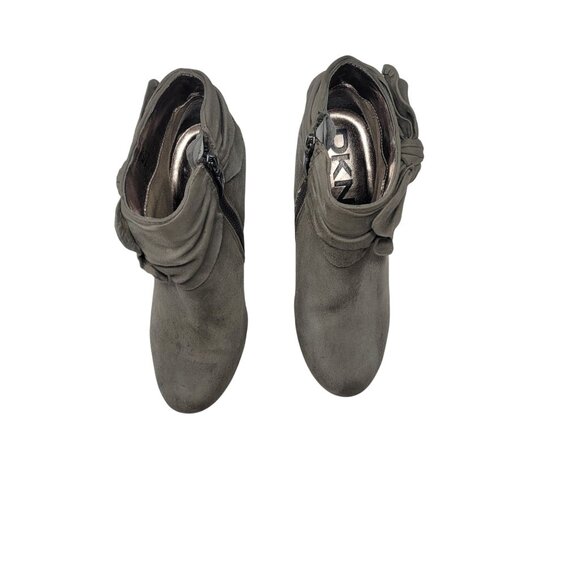 Vtg DKNY Vegan Faux Suede Gray Wynette Ankle Boots Sz 6 Heel Bow Booties - Picture 7 of 11